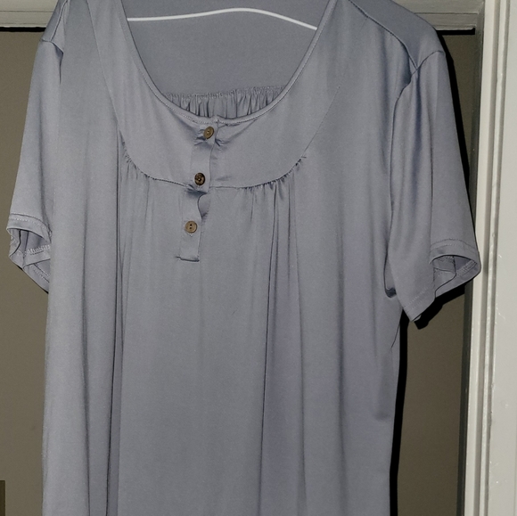 Gray blouse - Picture 1 of 1